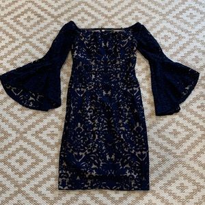 NWOT! XSCAPE Size 4 Navy Bell Sleeve Dress